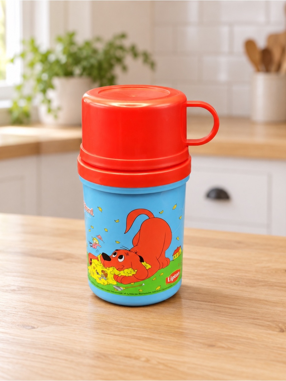 Vintage 2003 Clifford the Big Red Dog Lipton Insulated Food Jar